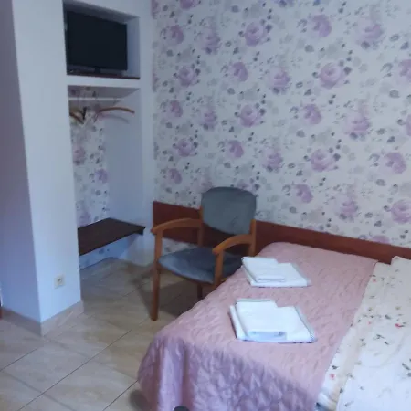 Pokoje Goscinne Sobieszow Jelenia Gora Exterior photo